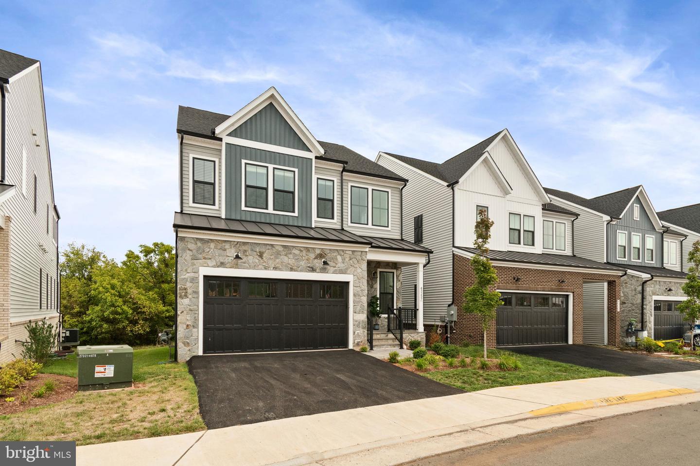43257 GREELEY SQ, ASHBURN, Virginia 20148, 3 Bedrooms Bedrooms, 17 Rooms Rooms,3 BathroomsBathrooms,Residential,For sale,43257 GREELEY SQ,VALO2107280 MLS # VALO2107280