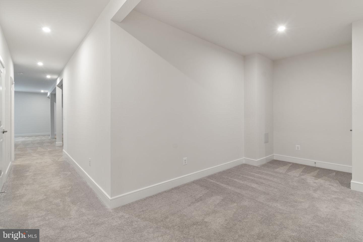 43257 GREELEY SQ, ASHBURN, Virginia 20148, 3 Bedrooms Bedrooms, 17 Rooms Rooms,3 BathroomsBathrooms,Residential,For sale,43257 GREELEY SQ,VALO2107280 MLS # VALO2107280