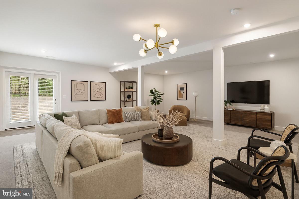 43257 GREELEY SQ, ASHBURN, Virginia 20148, 3 Bedrooms Bedrooms, 17 Rooms Rooms,3 BathroomsBathrooms,Residential,For sale,43257 GREELEY SQ,VALO2107280 MLS # VALO2107280