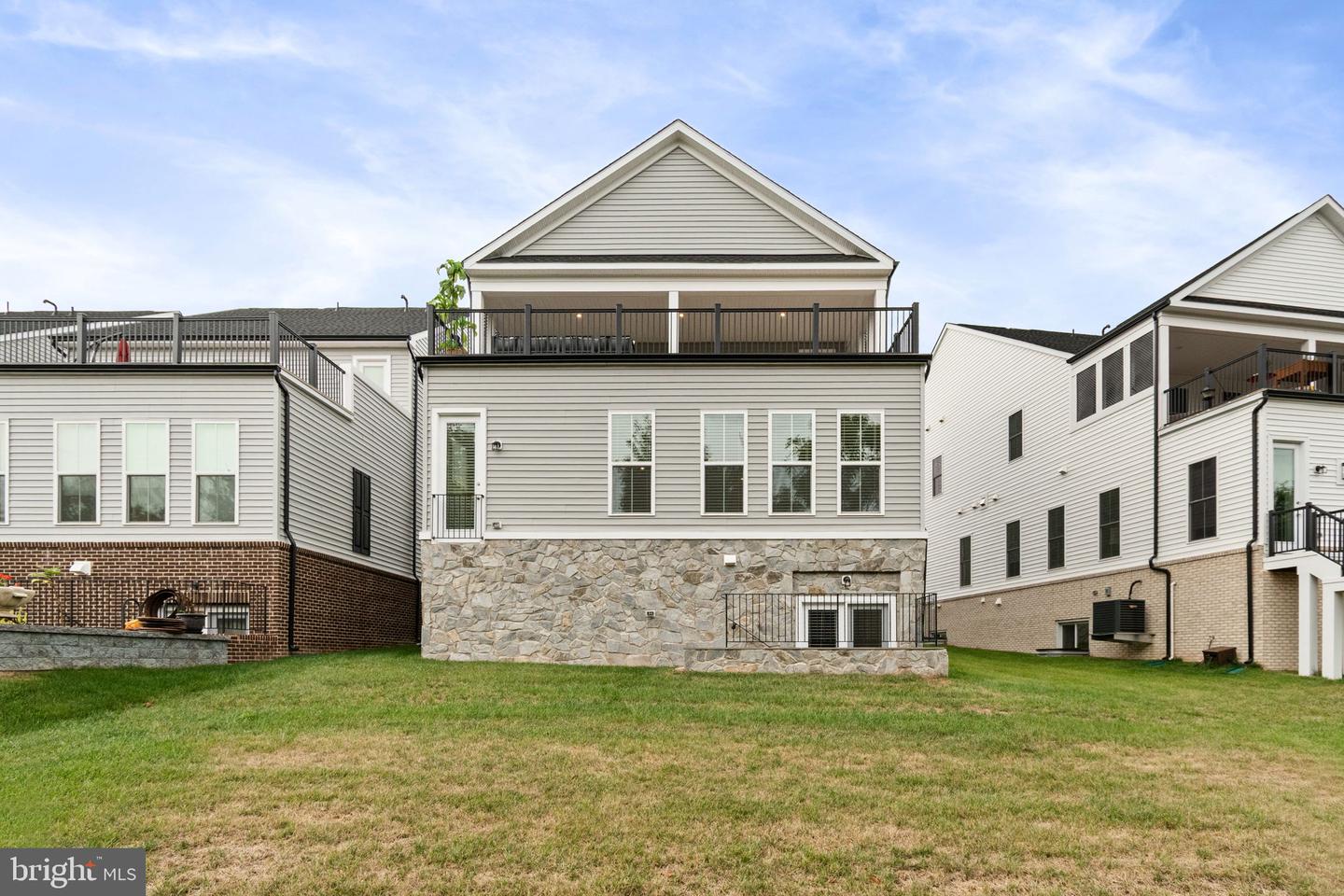 43257 GREELEY SQ, ASHBURN, Virginia 20148, 3 Bedrooms Bedrooms, 17 Rooms Rooms,3 BathroomsBathrooms,Residential,For sale,43257 GREELEY SQ,VALO2107280 MLS # VALO2107280