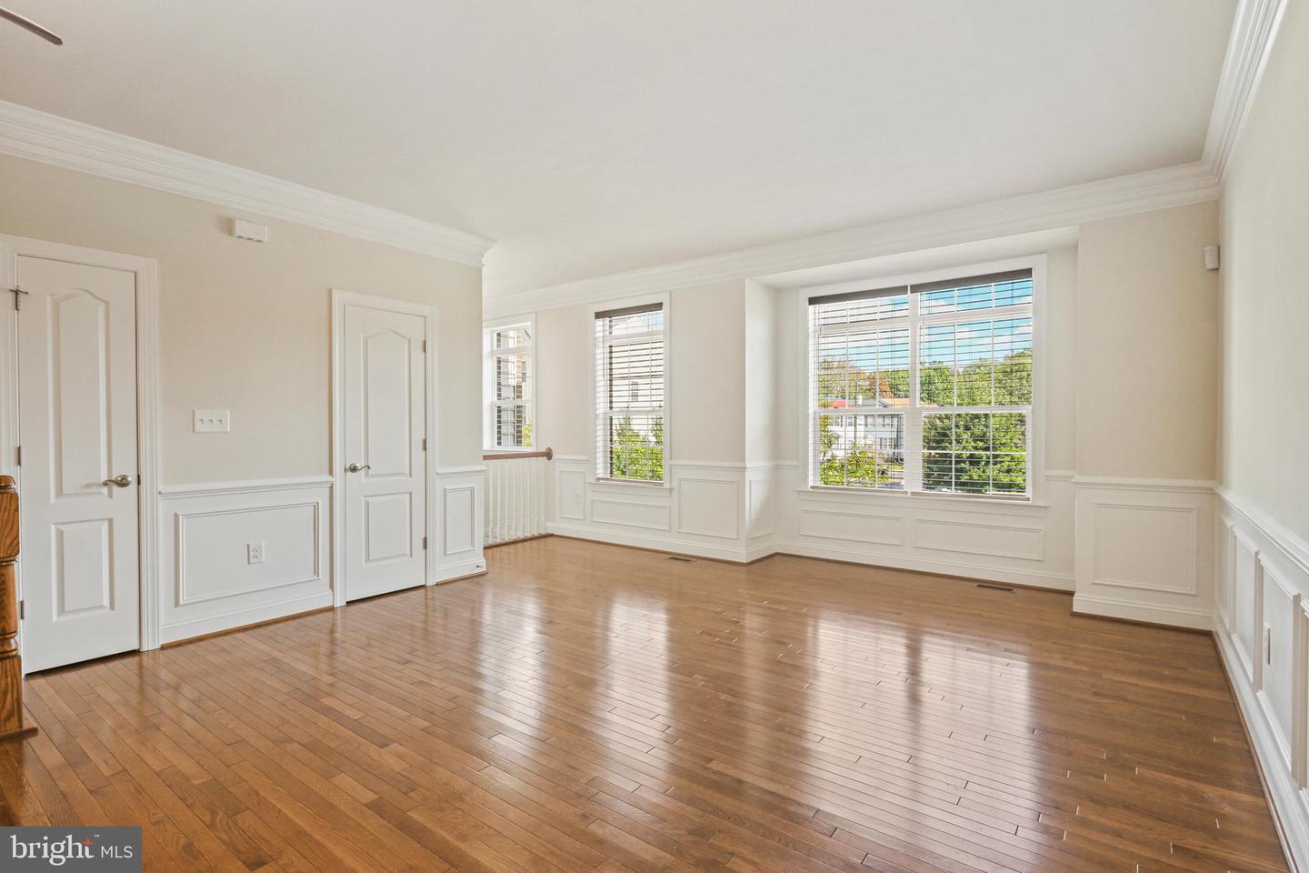 6279 ALFORTH AVE, ALEXANDRIA, Virginia 22315, 3 Bedrooms Bedrooms, 11 Rooms Rooms,3 BathroomsBathrooms,Residential,For sale,6279 ALFORTH AVE,VAFX2268800 MLS # VAFX2268800