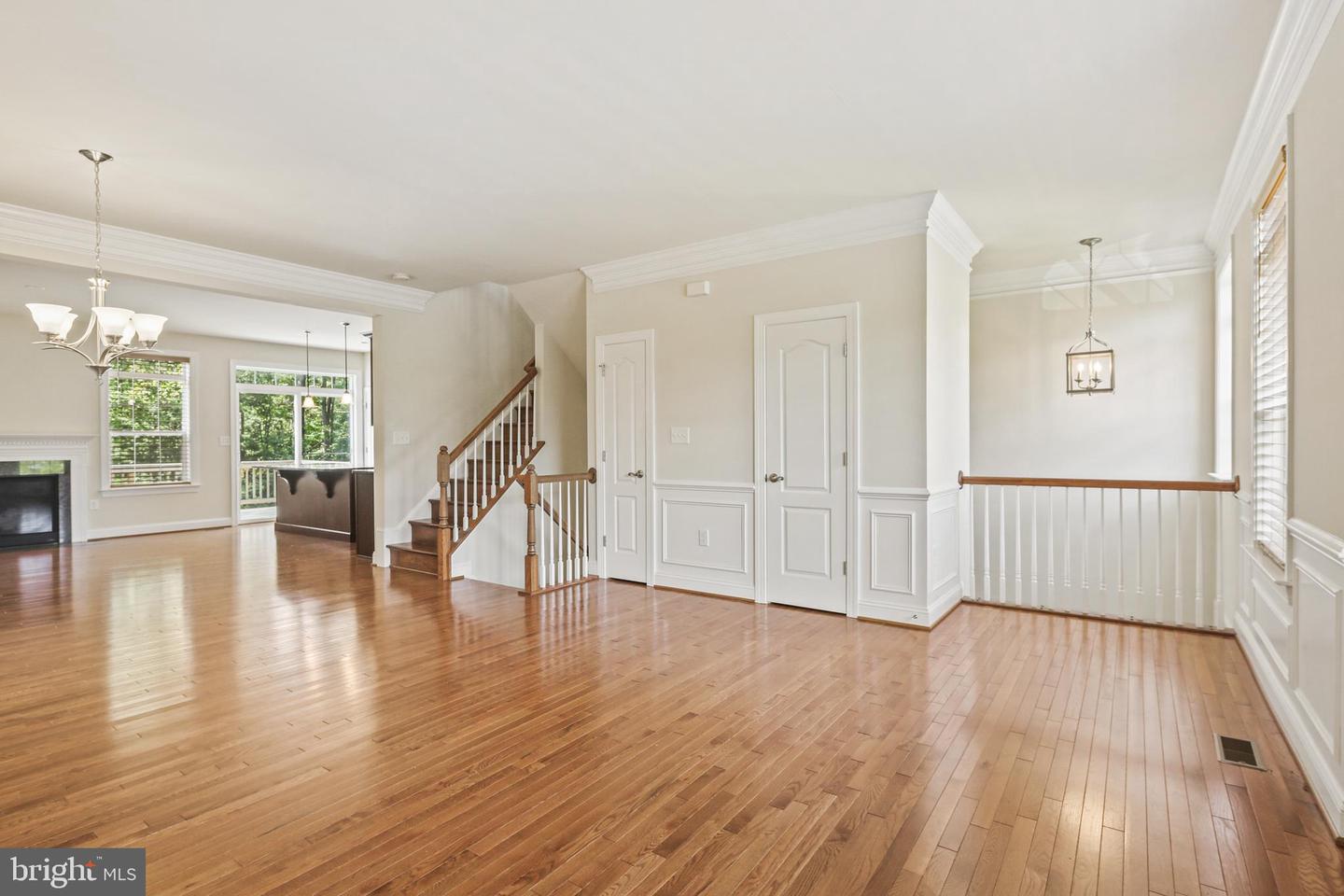 6279 ALFORTH AVE, ALEXANDRIA, Virginia 22315, 3 Bedrooms Bedrooms, 11 Rooms Rooms,3 BathroomsBathrooms,Residential,For sale,6279 ALFORTH AVE,VAFX2268800 MLS # VAFX2268800