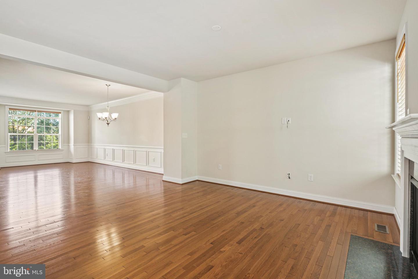 6279 ALFORTH AVE, ALEXANDRIA, Virginia 22315, 3 Bedrooms Bedrooms, 11 Rooms Rooms,3 BathroomsBathrooms,Residential,For sale,6279 ALFORTH AVE,VAFX2268800 MLS # VAFX2268800