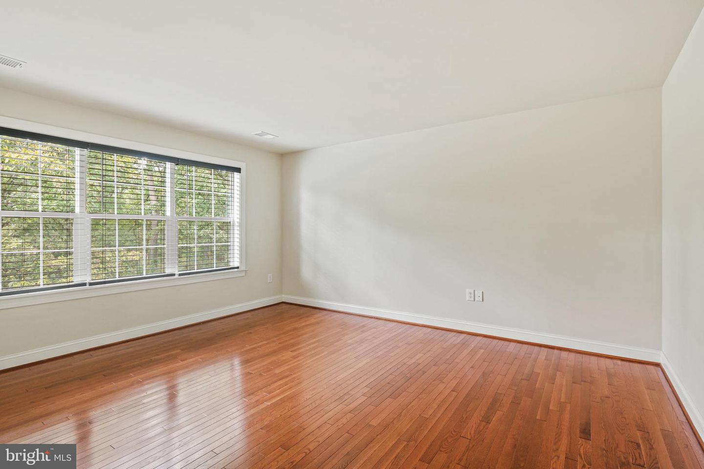 6279 ALFORTH AVE, ALEXANDRIA, Virginia 22315, 3 Bedrooms Bedrooms, 11 Rooms Rooms,3 BathroomsBathrooms,Residential,For sale,6279 ALFORTH AVE,VAFX2268800 MLS # VAFX2268800