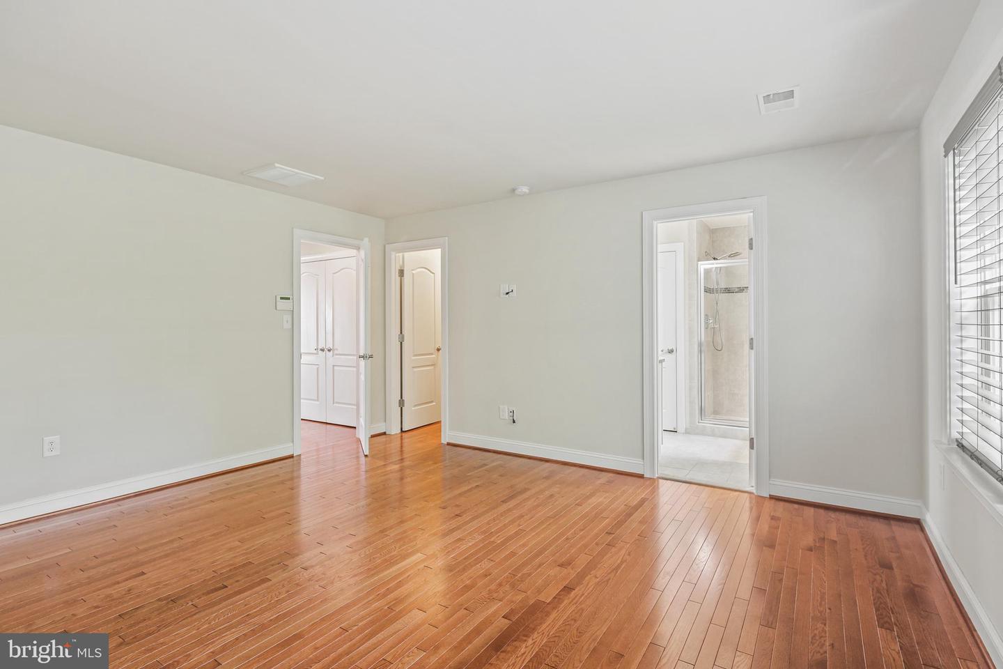 6279 ALFORTH AVE, ALEXANDRIA, Virginia 22315, 3 Bedrooms Bedrooms, 11 Rooms Rooms,3 BathroomsBathrooms,Residential,For sale,6279 ALFORTH AVE,VAFX2268800 MLS # VAFX2268800