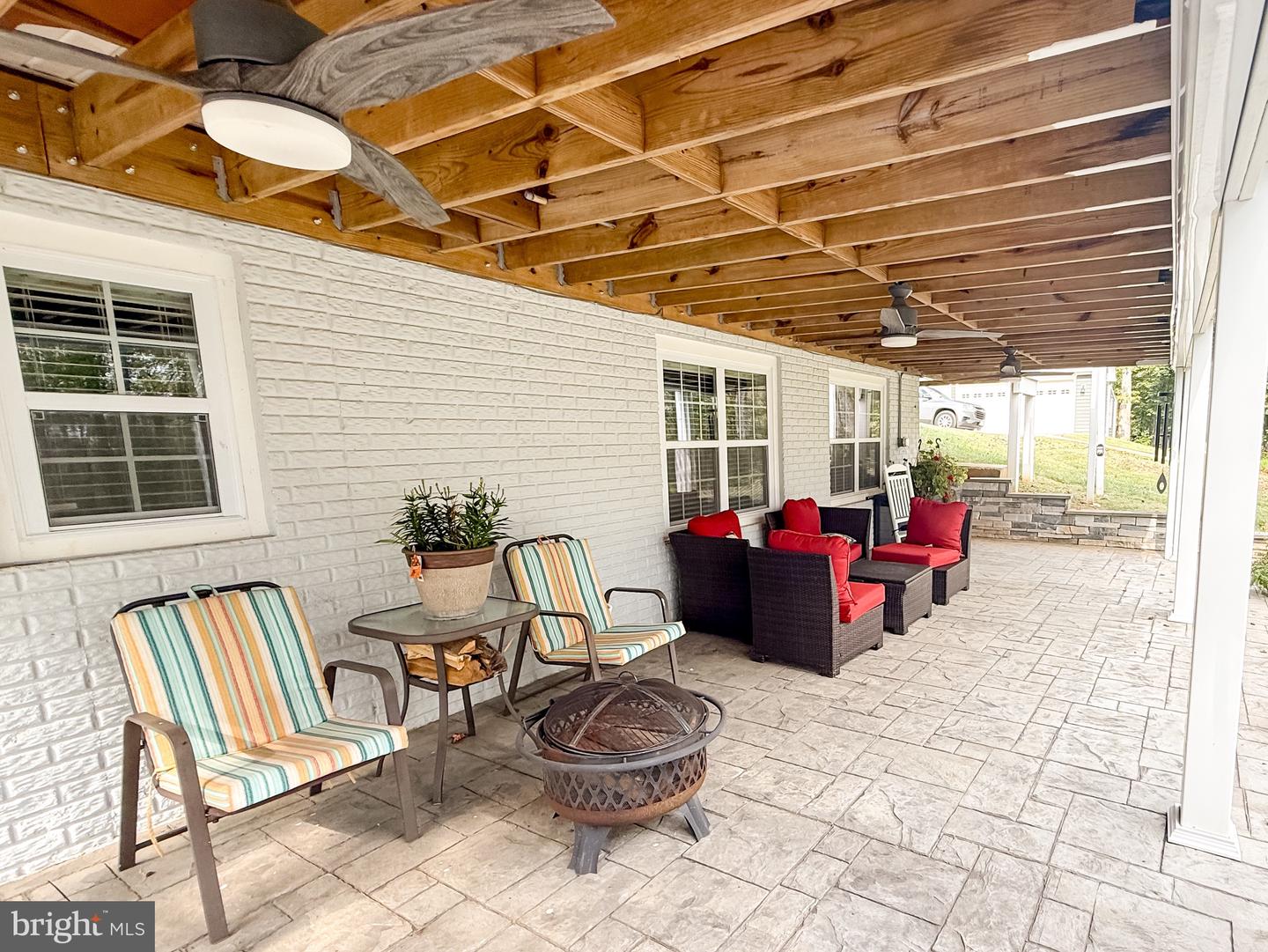 5885 PIGNUT MOUNTAIN DR, WARRENTON, Virginia 20187, 4 Bedrooms Bedrooms, ,3 BathroomsBathrooms,Residential,For sale,5885 PIGNUT MOUNTAIN DR,VAFQ2018400 MLS # VAFQ2018400