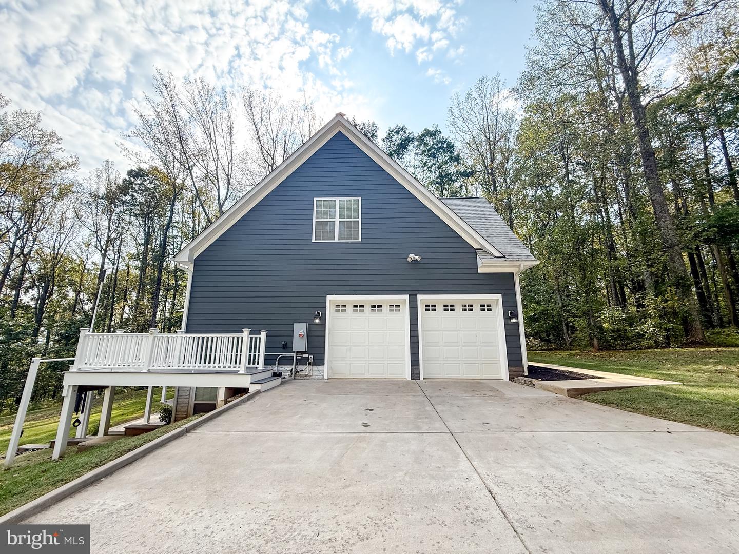 5885 PIGNUT MOUNTAIN DR, WARRENTON, Virginia 20187, 4 Bedrooms Bedrooms, ,3 BathroomsBathrooms,Residential,For sale,5885 PIGNUT MOUNTAIN DR,VAFQ2018400 MLS # VAFQ2018400