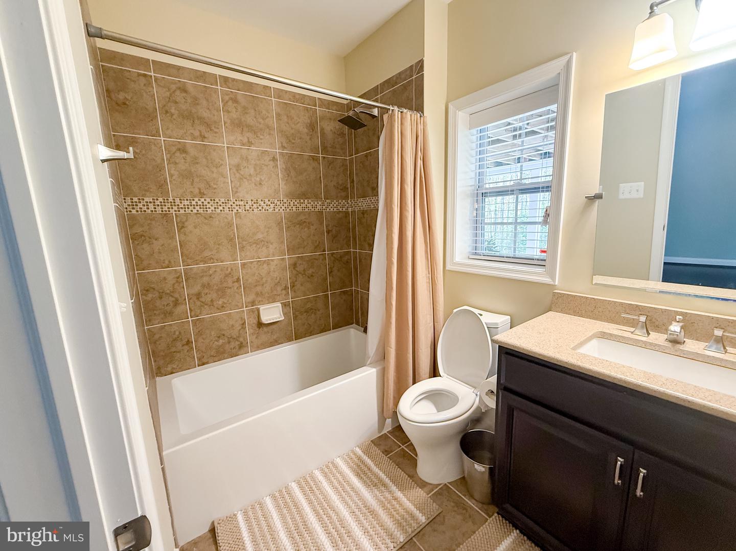 5885 PIGNUT MOUNTAIN DR, WARRENTON, Virginia 20187, 4 Bedrooms Bedrooms, ,3 BathroomsBathrooms,Residential,For sale,5885 PIGNUT MOUNTAIN DR,VAFQ2018400 MLS # VAFQ2018400