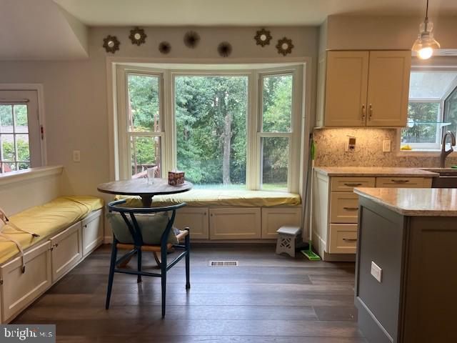 5833 COLFAX AVE, ALEXANDRIA, Virginia 22311, 4 Bedrooms Bedrooms, ,2 BathroomsBathrooms,Residential,For sale,5833 COLFAX AVE,VAFX2268916 MLS # VAFX2268916