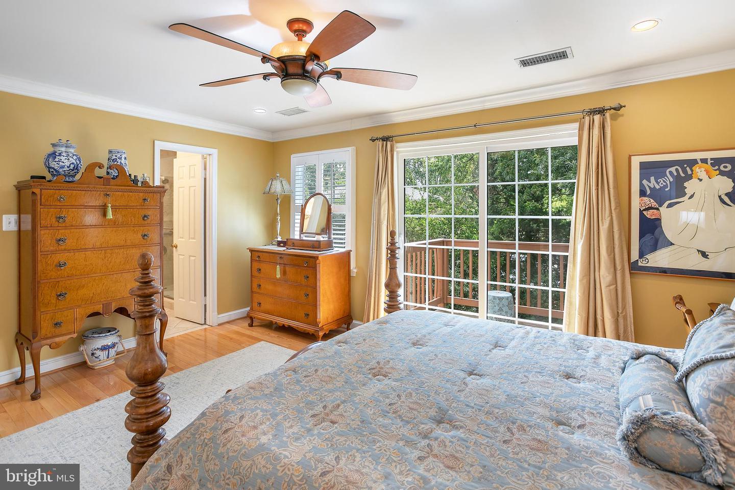 1230 23RD ST S, ARLINGTON, Virginia 22202, 4 Bedrooms Bedrooms, ,3 BathroomsBathrooms,Residential,For sale,1230 23RD ST S,VAAR2064104 MLS # VAAR2064104