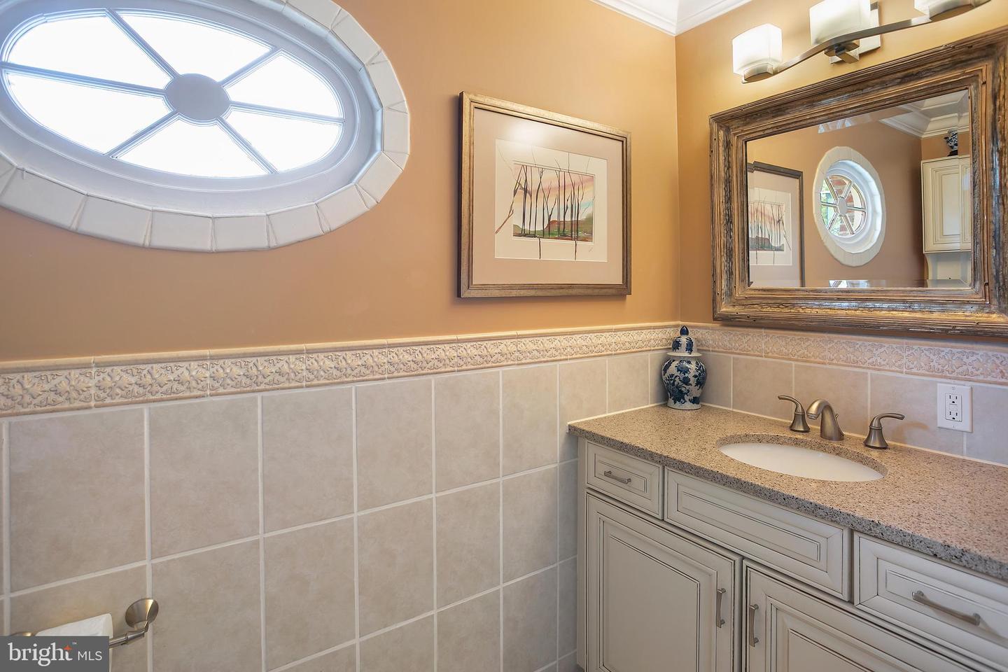 1230 23RD ST S, ARLINGTON, Virginia 22202, 4 Bedrooms Bedrooms, ,3 BathroomsBathrooms,Residential,For sale,1230 23RD ST S,VAAR2064104 MLS # VAAR2064104