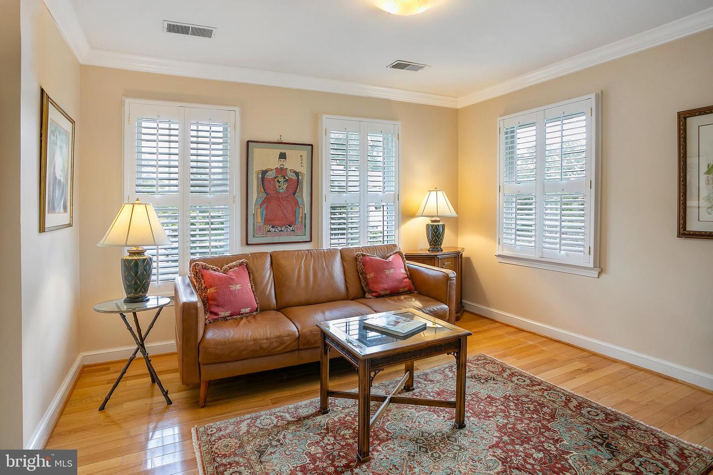 1230 23RD ST S, ARLINGTON, Virginia 22202, 4 Bedrooms Bedrooms, ,3 BathroomsBathrooms,Residential,For sale,1230 23RD ST S,VAAR2064104 MLS # VAAR2064104