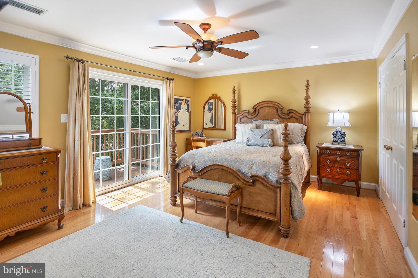 1230 23RD ST S, ARLINGTON, Virginia 22202, 4 Bedrooms Bedrooms, ,3 BathroomsBathrooms,Residential,For sale,1230 23RD ST S,VAAR2064104 MLS # VAAR2064104