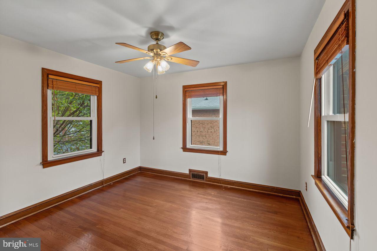 708 UNDERWOOD ST NW, WASHINGTON, District Of Columbia 20012, 3 Bedrooms Bedrooms, ,2 BathroomsBathrooms,Residential,For sale,708 UNDERWOOD ST NW,DCDC2223830 MLS # DCDC2223830