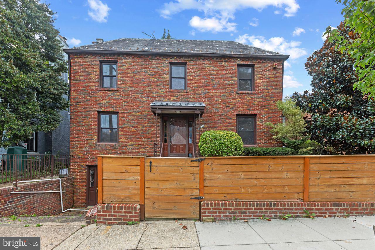 708 UNDERWOOD ST NW, WASHINGTON, District Of Columbia 20012, 3 Bedrooms Bedrooms, ,2 BathroomsBathrooms,Residential,For sale,708 UNDERWOOD ST NW,DCDC2223830 MLS # DCDC2223830