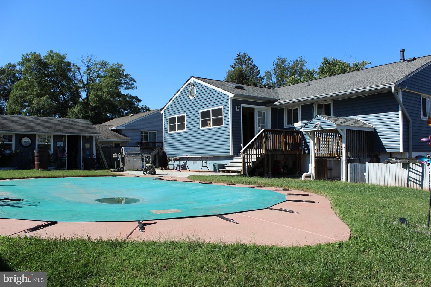 418 FLORIDA AVE, HERNDON, Virginia 20170, 4 Bedrooms Bedrooms, ,2 BathroomsBathrooms,Residential,For sale,418 FLORIDA AVE,VAFX2268986 MLS # VAFX2268986