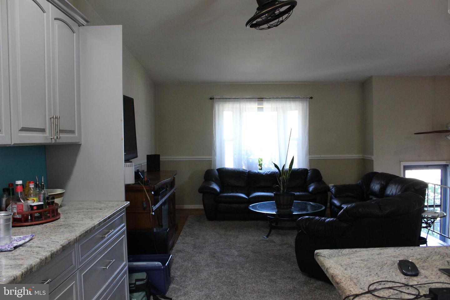 418 FLORIDA AVE, HERNDON, Virginia 20170, 4 Bedrooms Bedrooms, ,2 BathroomsBathrooms,Residential,For sale,418 FLORIDA AVE,VAFX2268986 MLS # VAFX2268986