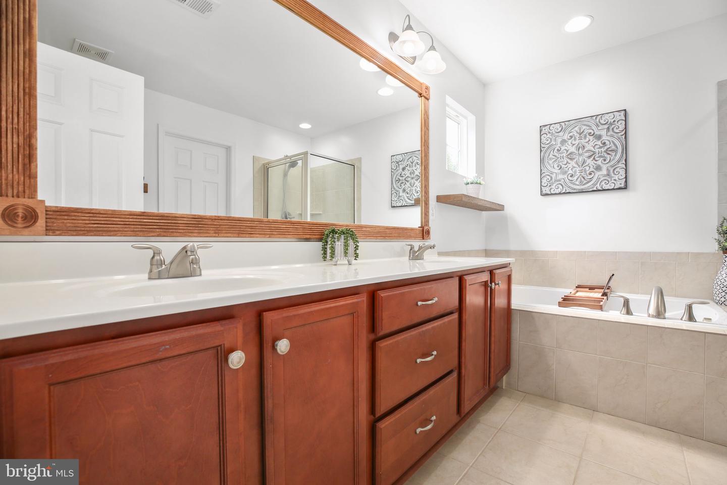 1303 PRESERVE LN, FREDERICKSBURG, Virginia 22401, 5 Bedrooms Bedrooms, 9 Rooms Rooms,4 BathroomsBathrooms,Residential,For sale,1303 PRESERVE LN,VAFB2009010 MLS # VAFB2009010