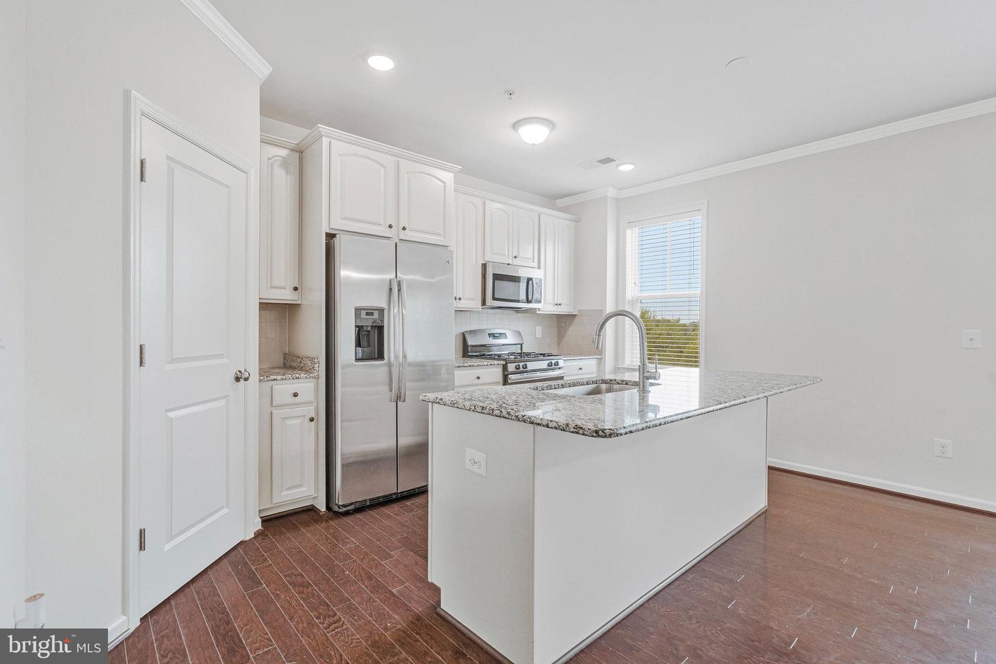 24481 AMHERST FOREST TER, ALDIE, Virginia 20105, 3 Bedrooms Bedrooms, ,2 BathroomsBathrooms,Residential,For sale,24481 AMHERST FOREST TER,VALO2107514 MLS # VALO2107514