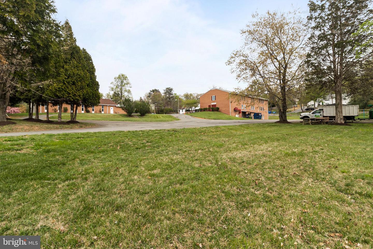 5001 BACKLICK RD, ANNANDALE, Virginia 22003, ,Land,For sale,5001 BACKLICK RD,VAFX2120992 MLS # VAFX2120992