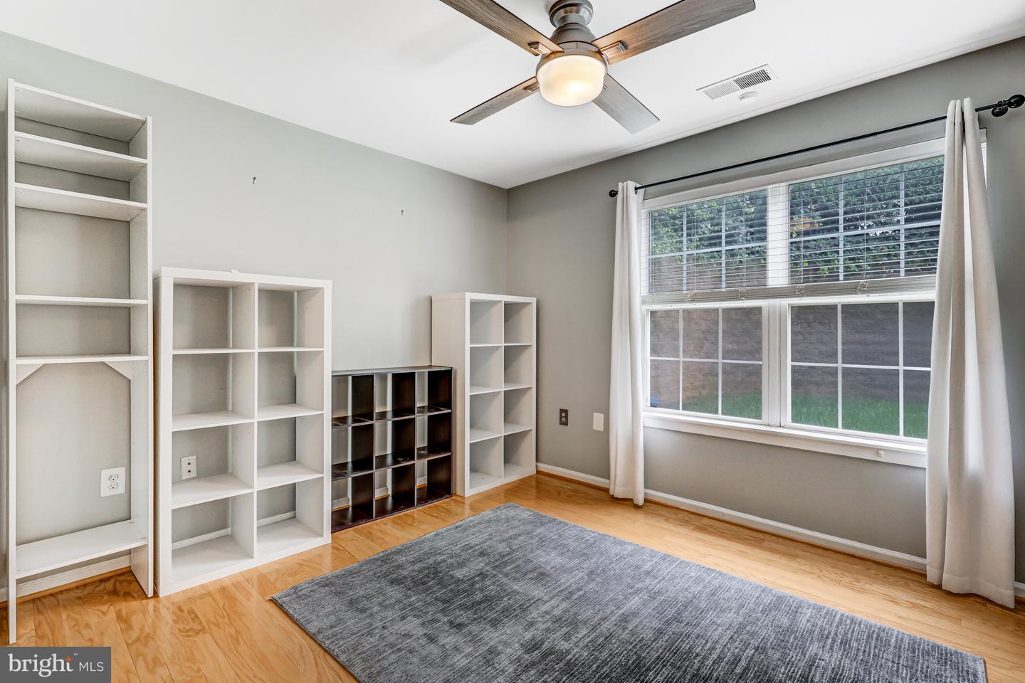 6109 WIGMORE LN #A, ALEXANDRIA, Virginia 22315, 2 Bedrooms Bedrooms, 7 Rooms Rooms,2 BathroomsBathrooms,Residential,For sale,6109 WIGMORE LN #A,VAFX2269074 MLS # VAFX2269074
