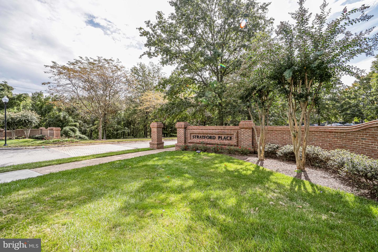 6109 WIGMORE LN #A, ALEXANDRIA, Virginia 22315, 2 Bedrooms Bedrooms, 7 Rooms Rooms,2 BathroomsBathrooms,Residential,For sale,6109 WIGMORE LN #A,VAFX2269074 MLS # VAFX2269074