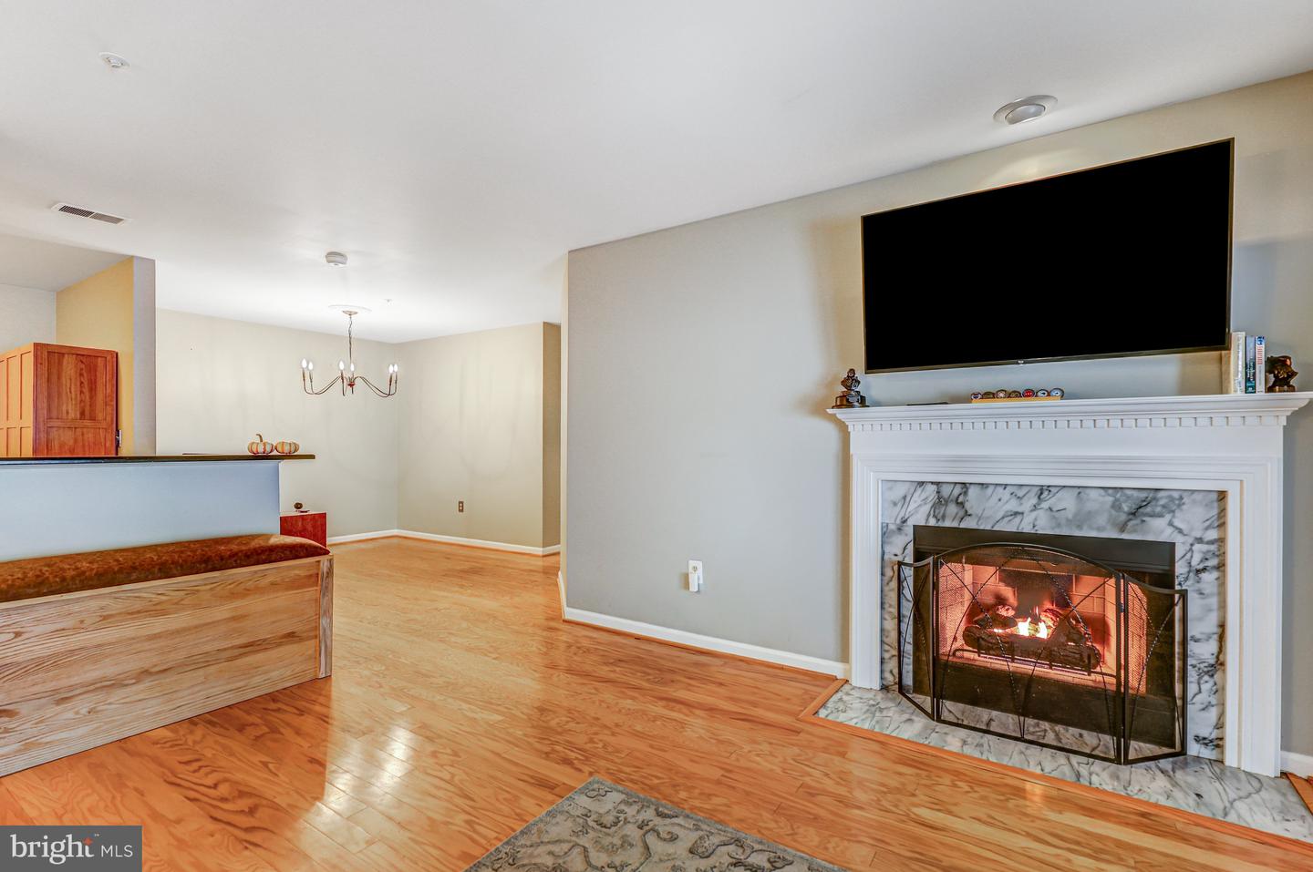 6109 WIGMORE LN #A, ALEXANDRIA, Virginia 22315, 2 Bedrooms Bedrooms, 7 Rooms Rooms,2 BathroomsBathrooms,Residential,For sale,6109 WIGMORE LN #A,VAFX2269074 MLS # VAFX2269074