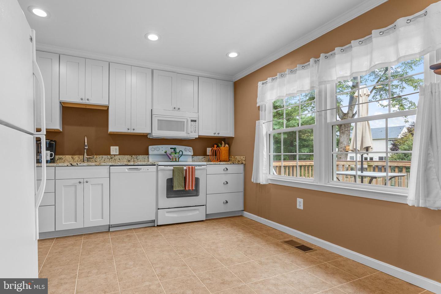 216 WILDMAN ST NE, LEESBURG, Virginia 20176, 3 Bedrooms Bedrooms, ,2 BathroomsBathrooms,Residential,For sale,216 WILDMAN ST NE,VALO2107550 MLS # VALO2107550