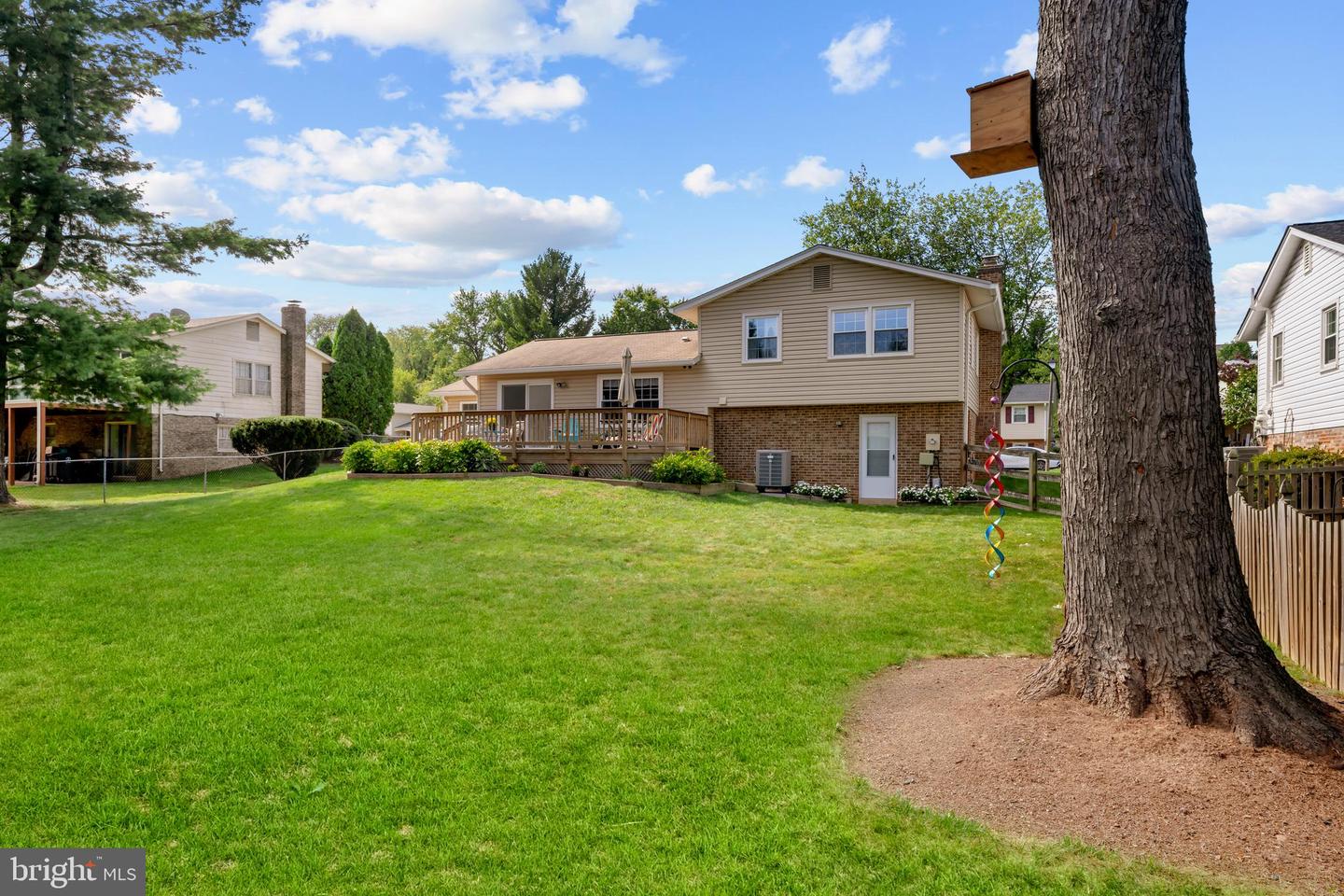 216 WILDMAN ST NE, LEESBURG, Virginia 20176, 3 Bedrooms Bedrooms, ,2 BathroomsBathrooms,Residential,For sale,216 WILDMAN ST NE,VALO2107550 MLS # VALO2107550