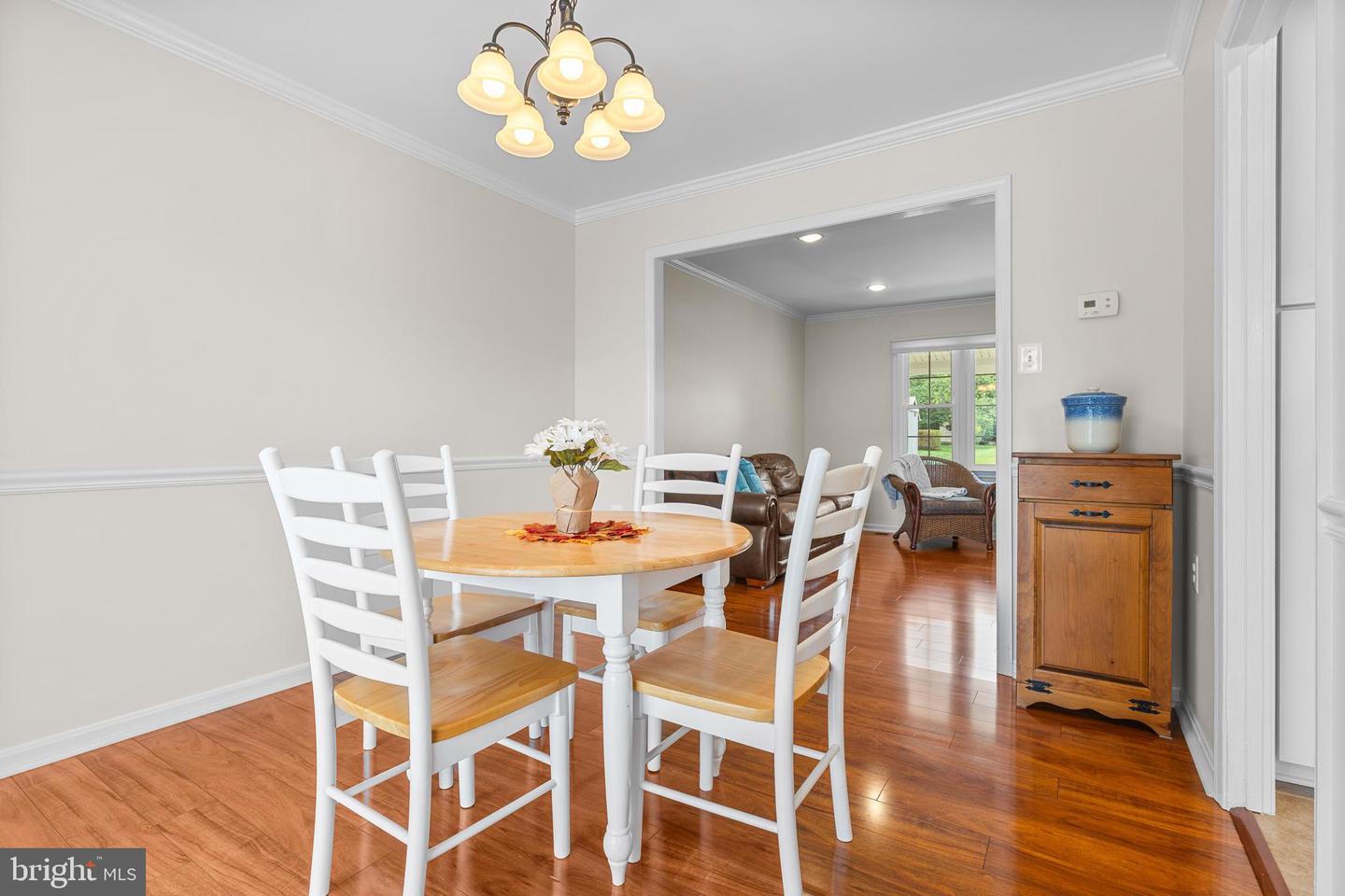 216 WILDMAN ST NE, LEESBURG, Virginia 20176, 3 Bedrooms Bedrooms, ,2 BathroomsBathrooms,Residential,For sale,216 WILDMAN ST NE,VALO2107550 MLS # VALO2107550