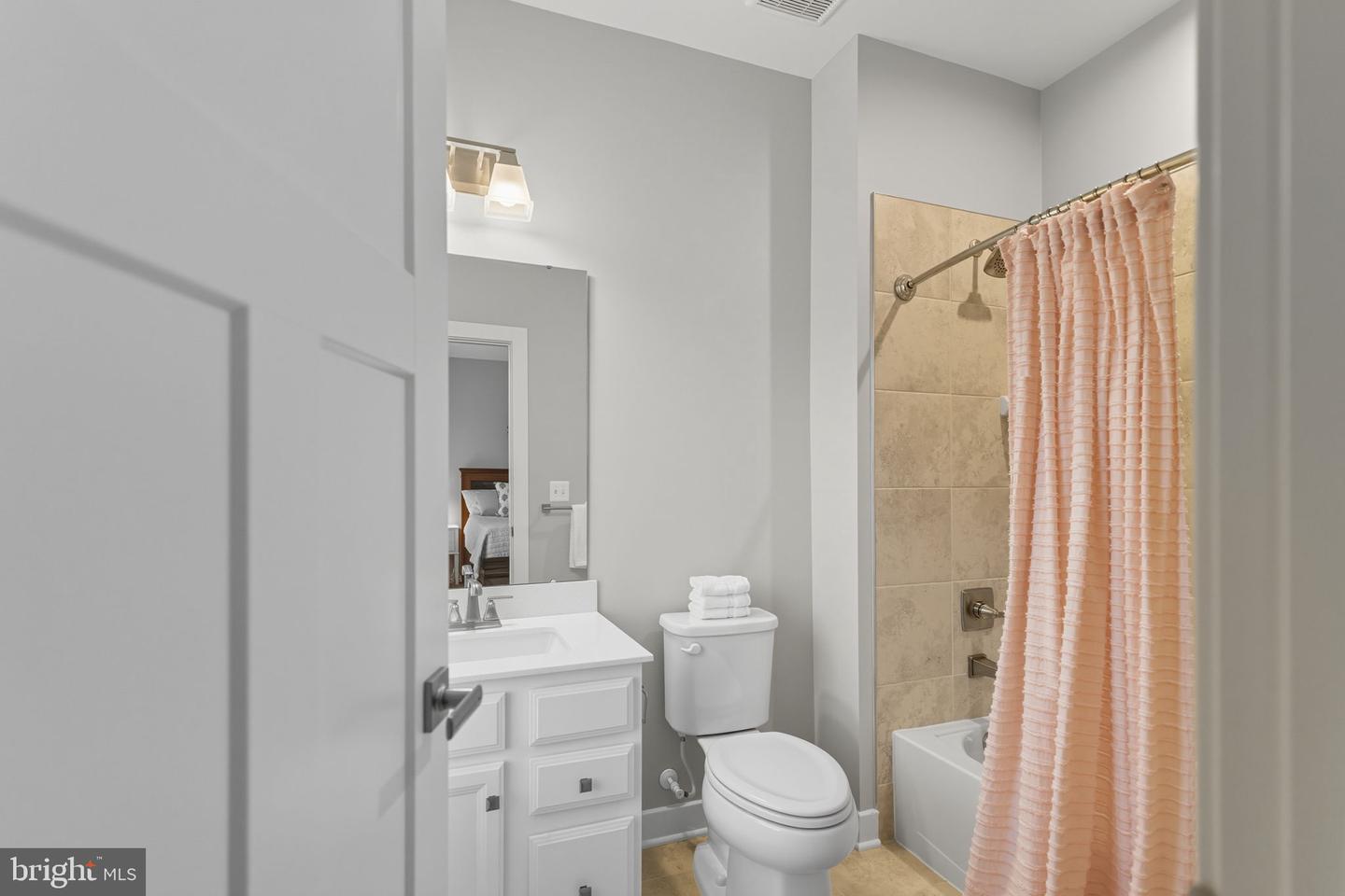 23877 WELCH RIDGE PL, ALDIE, Virginia 20105, 5 Bedrooms Bedrooms, ,4 BathroomsBathrooms,Residential,For sale,23877 WELCH RIDGE PL,VALO2107556 MLS # VALO2107556