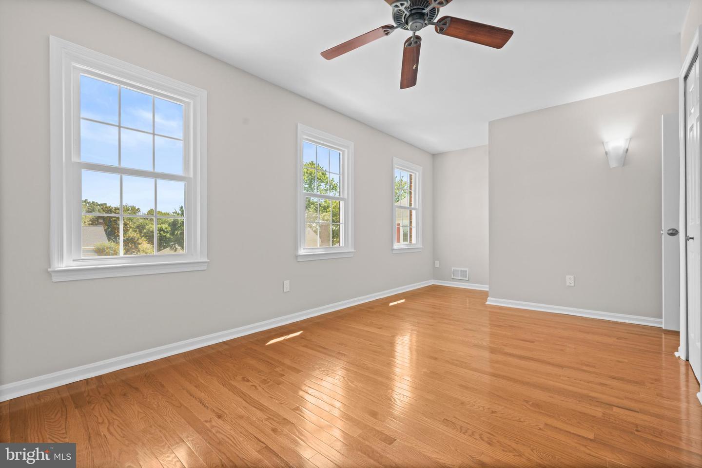 8314 FROSTY CT, LORTON, Virginia 22079, 5 Bedrooms Bedrooms, 11 Rooms Rooms,3 BathroomsBathrooms,Residential,For sale,8314 FROSTY CT,VAFX2269150 MLS # VAFX2269150