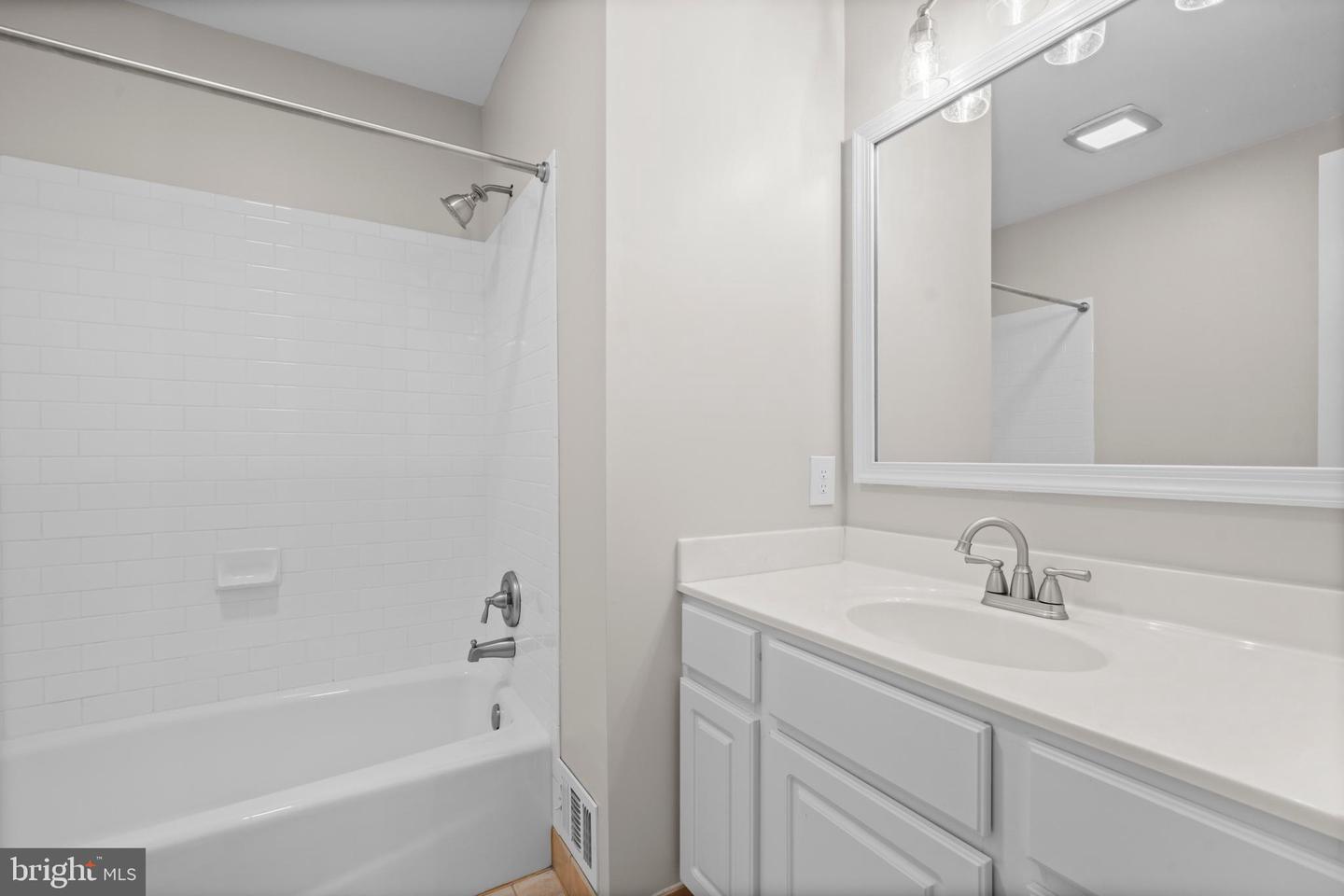 8314 FROSTY CT, LORTON, Virginia 22079, 5 Bedrooms Bedrooms, 11 Rooms Rooms,3 BathroomsBathrooms,Residential,For sale,8314 FROSTY CT,VAFX2269150 MLS # VAFX2269150