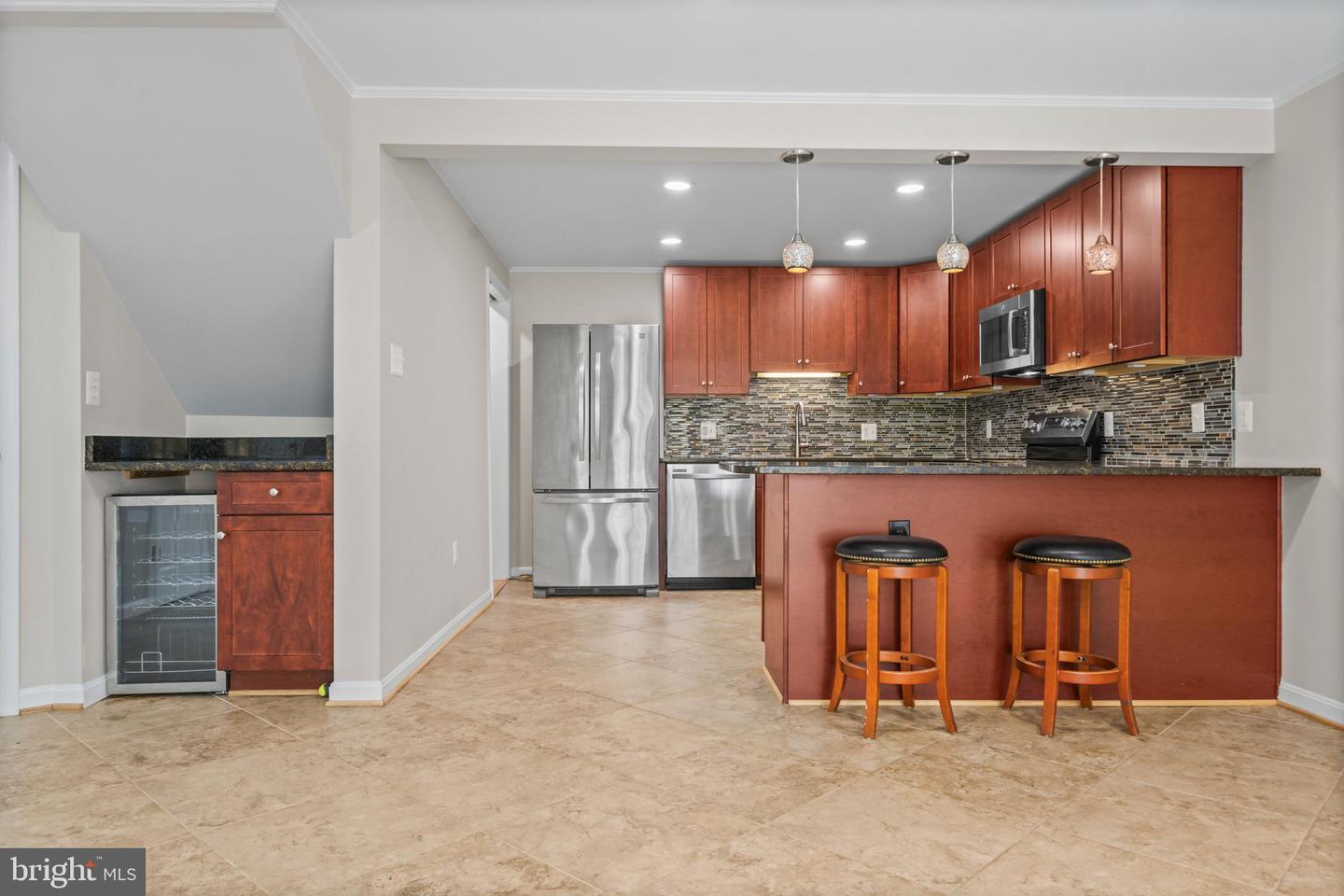 8314 FROSTY CT, LORTON, Virginia 22079, 5 Bedrooms Bedrooms, 11 Rooms Rooms,3 BathroomsBathrooms,Residential,For sale,8314 FROSTY CT,VAFX2269150 MLS # VAFX2269150
