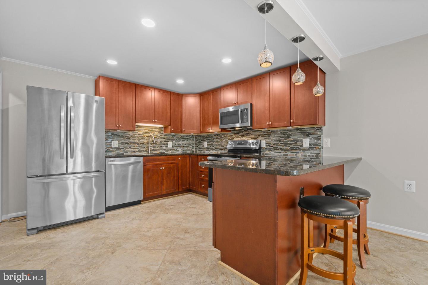 8314 FROSTY CT, LORTON, Virginia 22079, 5 Bedrooms Bedrooms, 11 Rooms Rooms,3 BathroomsBathrooms,Residential,For sale,8314 FROSTY CT,VAFX2269150 MLS # VAFX2269150