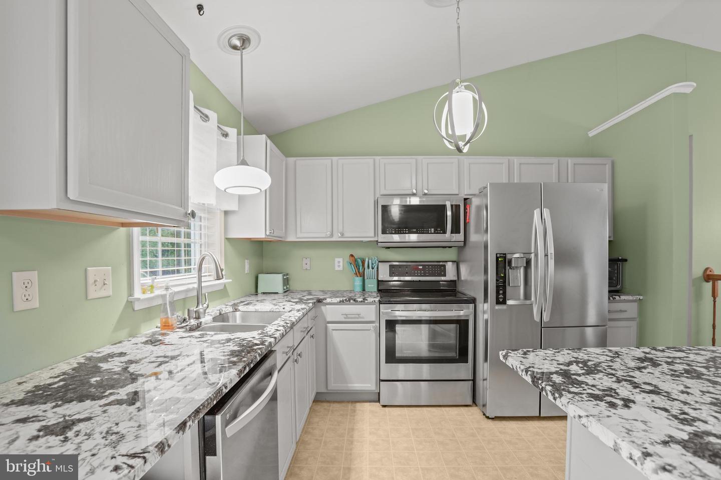 612 WRIGHT DR, RUTHER GLEN, Virginia 22546, 4 Bedrooms Bedrooms, ,3 BathroomsBathrooms,Residential,For sale,612 WRIGHT DR,VACV2008886 MLS # VACV2008886