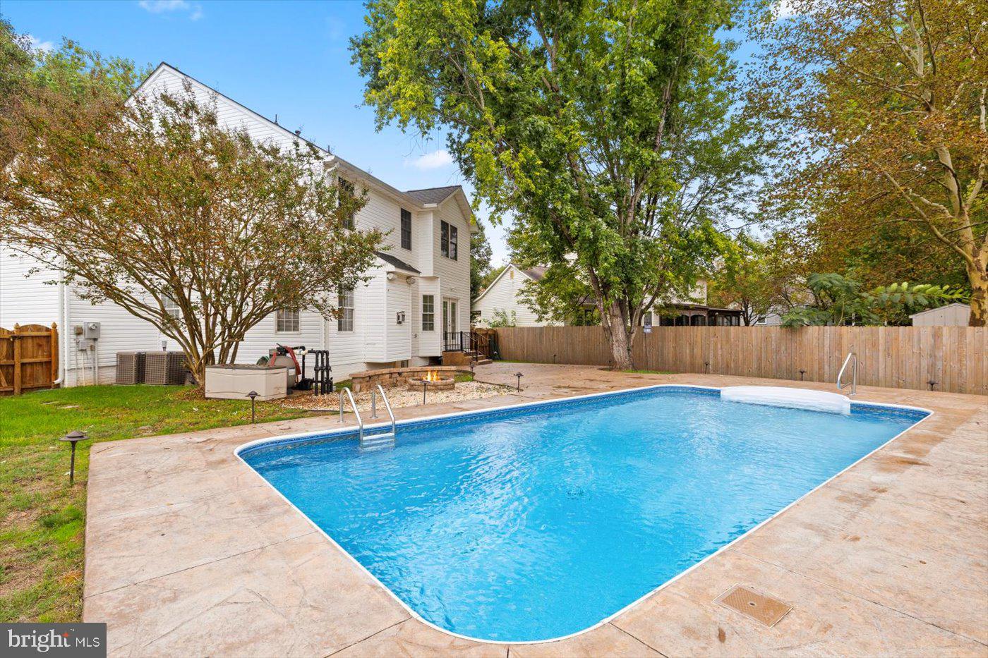 11914 SMOKETREE BLVD, FREDERICKSBURG, Virginia 22407, 4 Bedrooms Bedrooms, ,3 BathroomsBathrooms,Residential,For sale,11914 SMOKETREE BLVD,VASP2036484 MLS # VASP2036484