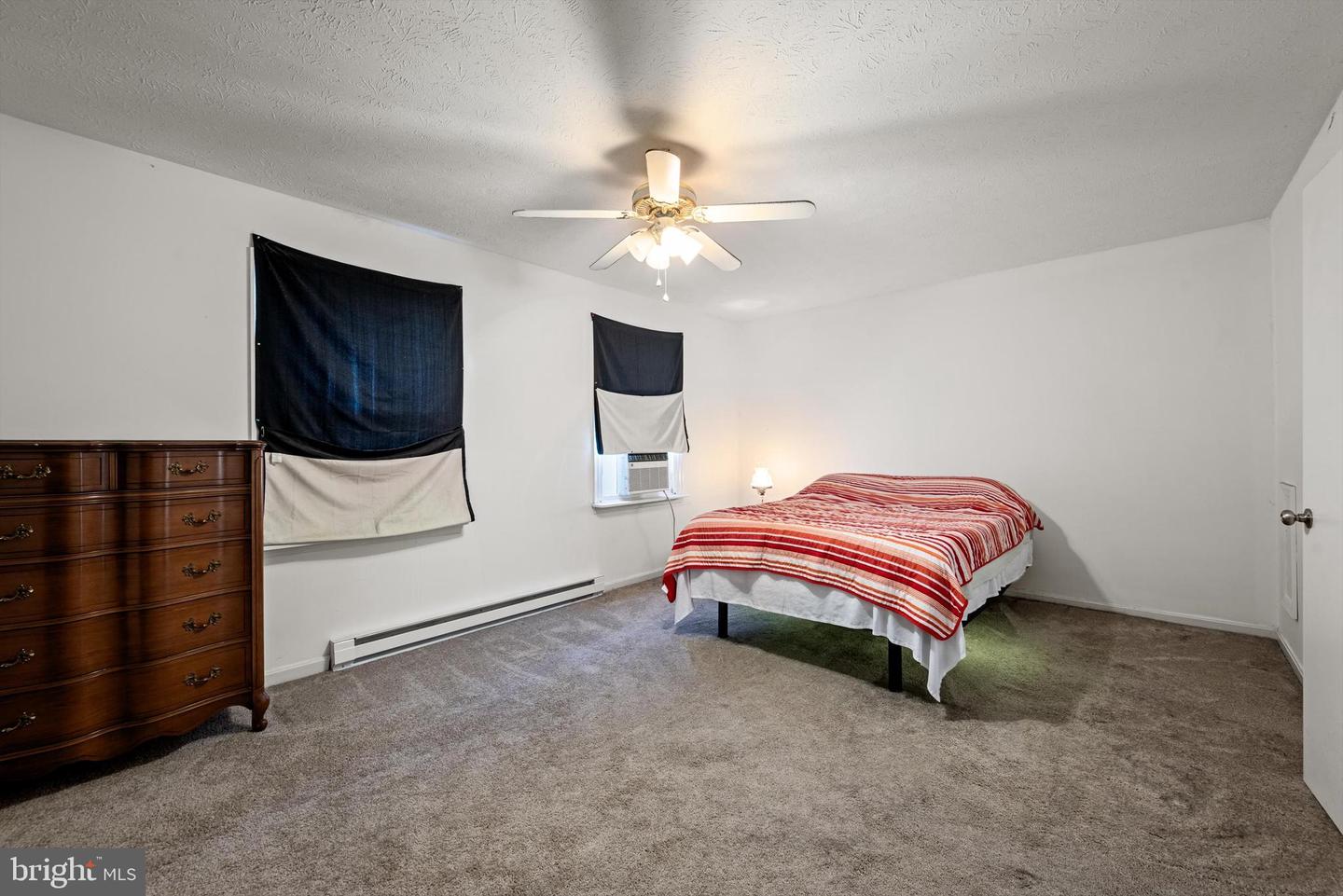 406 CARROLL DR, STEPHENS CITY, Virginia 22655, 3 Bedrooms Bedrooms, ,1 BathroomBathrooms,Residential,For sale,406 CARROLL DR,VAFV2037040 MLS # VAFV2037040