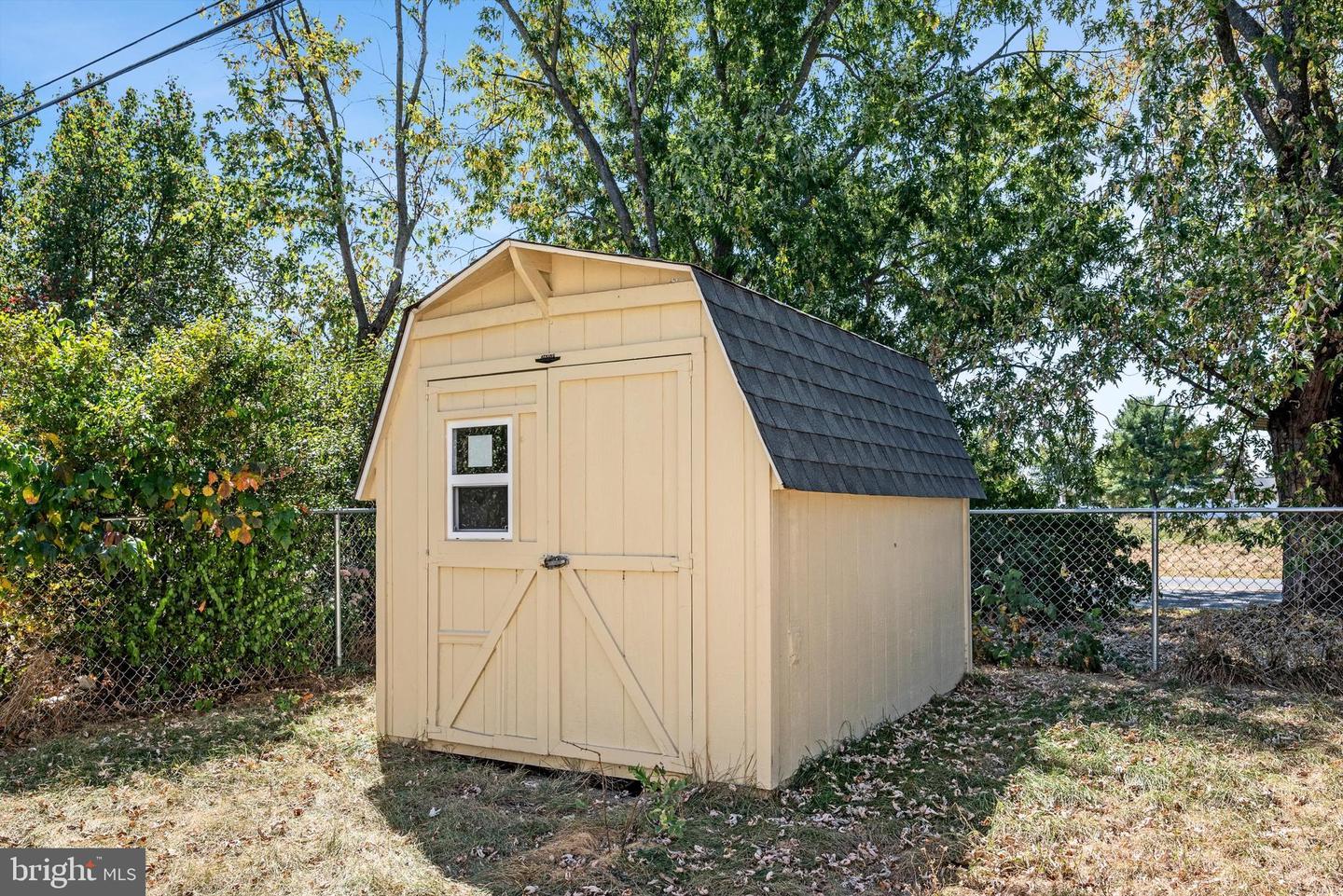 406 CARROLL DR, STEPHENS CITY, Virginia 22655, 3 Bedrooms Bedrooms, ,1 BathroomBathrooms,Residential,For sale,406 CARROLL DR,VAFV2037040 MLS # VAFV2037040