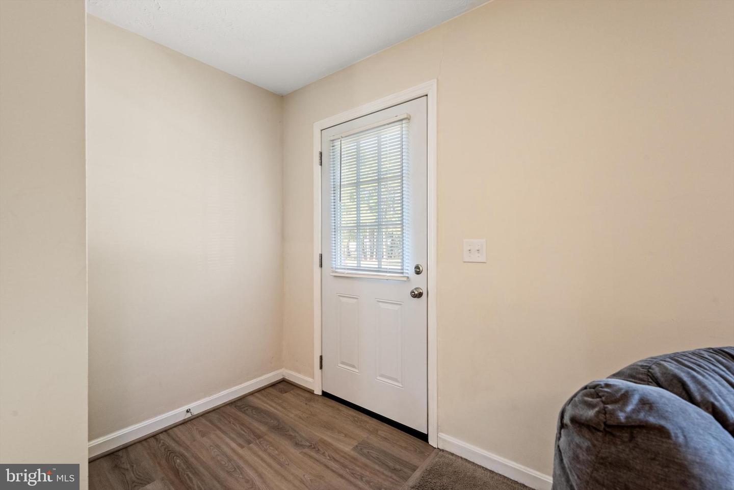 406 CARROLL DR, STEPHENS CITY, Virginia 22655, 3 Bedrooms Bedrooms, ,1 BathroomBathrooms,Residential,For sale,406 CARROLL DR,VAFV2037040 MLS # VAFV2037040