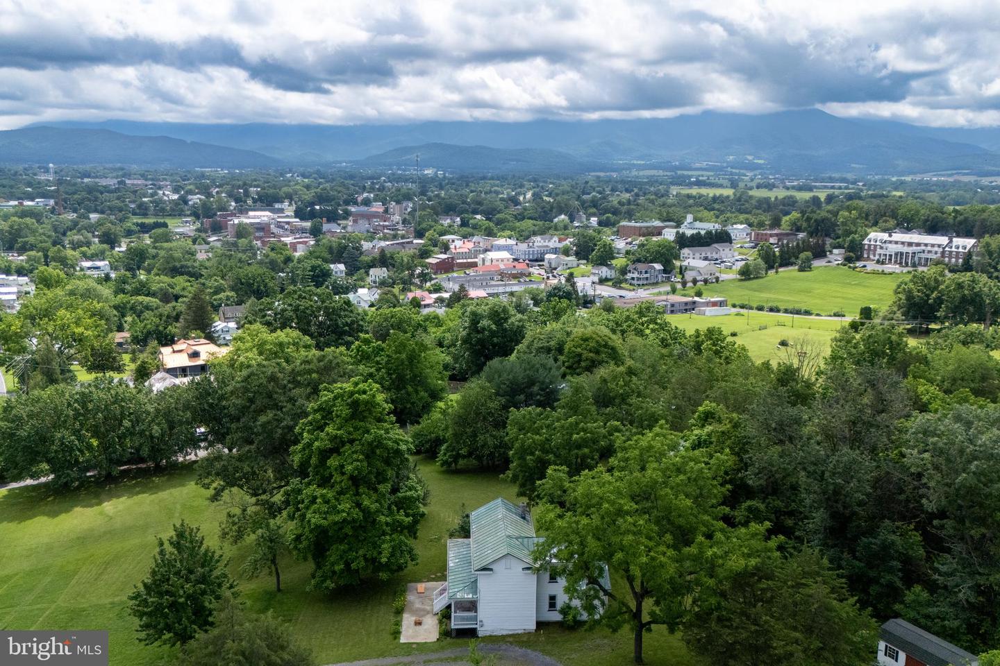 505 MECHANIC ST, LURAY, Virginia 22835, 4 Bedrooms Bedrooms, ,2 BathroomsBathrooms,Residential,For sale,505 MECHANIC ST,VAPA2005422 MLS # VAPA2005422