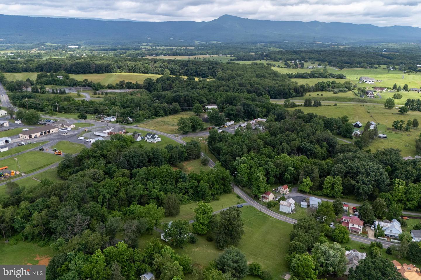 505 MECHANIC ST, LURAY, Virginia 22835, 4 Bedrooms Bedrooms, ,2 BathroomsBathrooms,Residential,For sale,505 MECHANIC ST,VAPA2005422 MLS # VAPA2005422