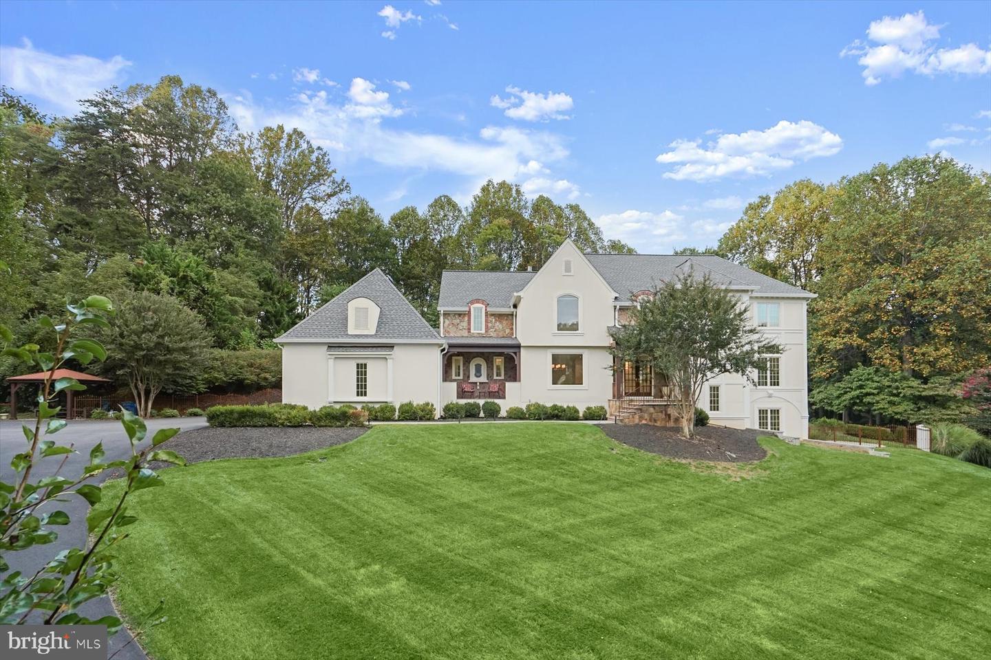 1404 WYNHURST LN, VIENNA, Virginia 22182, 5 Bedrooms Bedrooms, ,4 BathroomsBathrooms,Residential,For sale,1404 WYNHURST LN,VAFX2269972 MLS # VAFX2269972