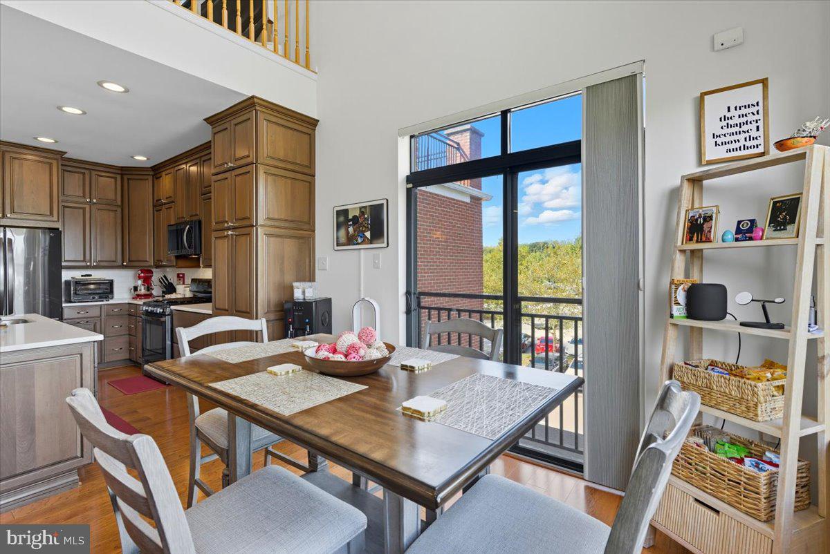 9000 LORTON STATION BLVD #2-115, LORTON, Virginia 22079, 2 Bedrooms Bedrooms, ,2 BathroomsBathrooms,Residential,For sale,9000 LORTON STATION BLVD #2-115,VAFX2270260 MLS # VAFX2270260