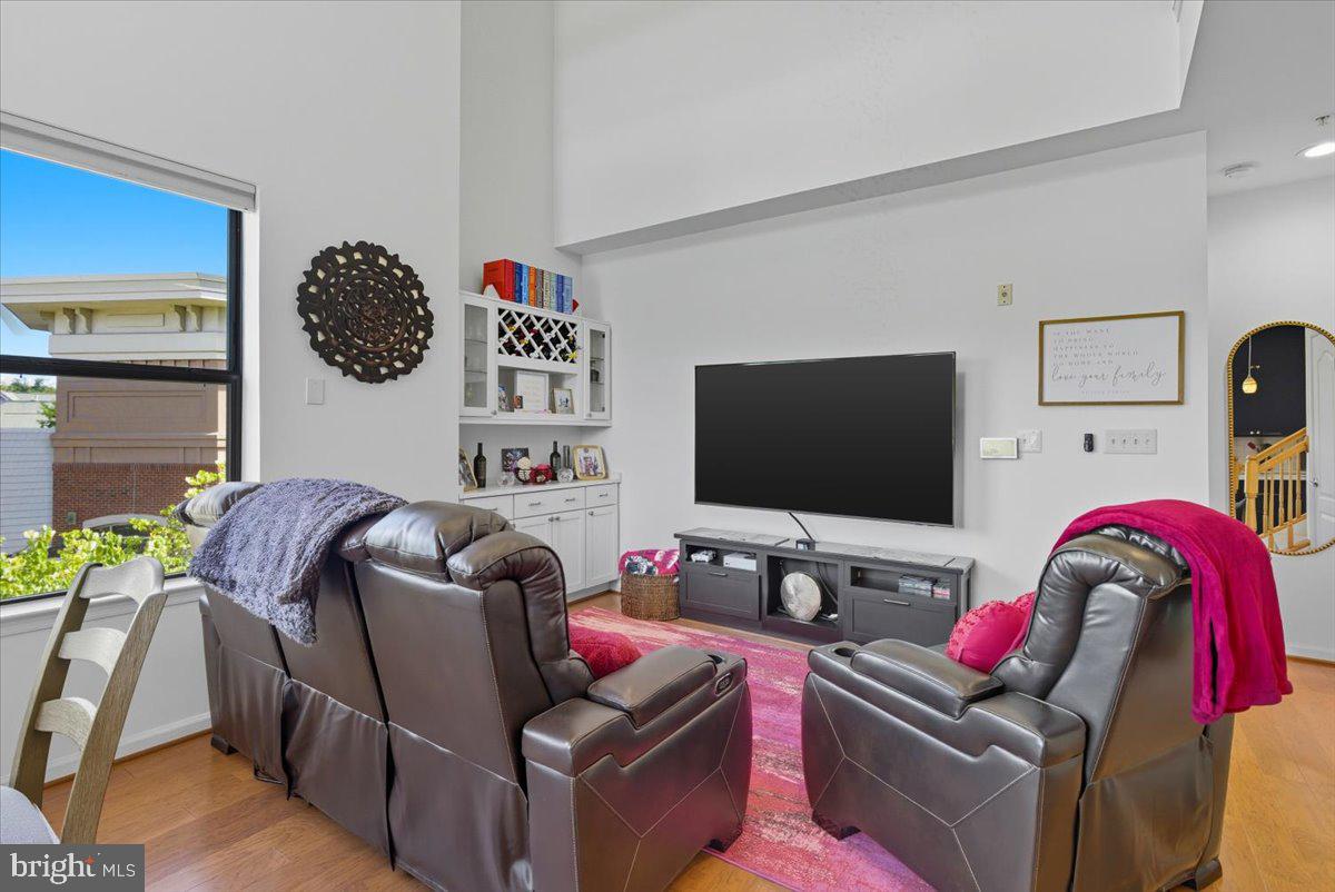 9000 LORTON STATION BLVD #2-115, LORTON, Virginia 22079, 2 Bedrooms Bedrooms, ,2 BathroomsBathrooms,Residential,For sale,9000 LORTON STATION BLVD #2-115,VAFX2270260 MLS # VAFX2270260