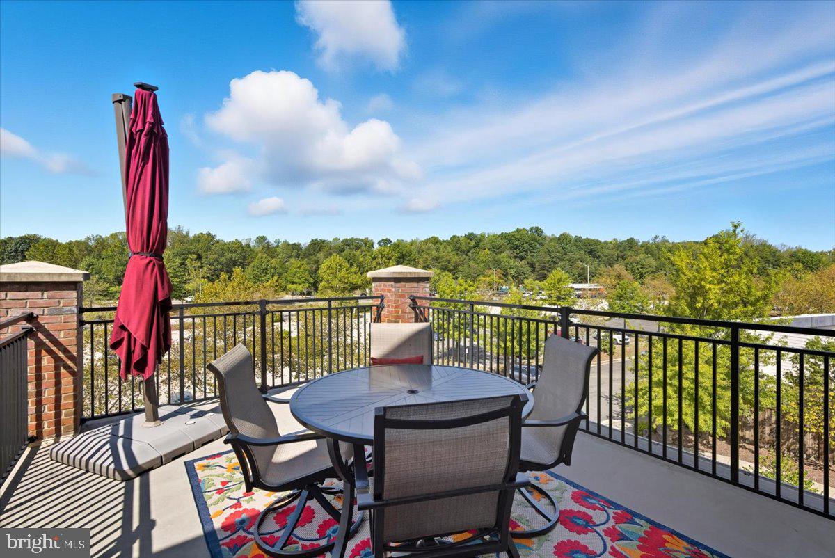 9000 LORTON STATION BLVD #2-115, LORTON, Virginia 22079, 2 Bedrooms Bedrooms, ,2 BathroomsBathrooms,Residential,For sale,9000 LORTON STATION BLVD #2-115,VAFX2270260 MLS # VAFX2270260
