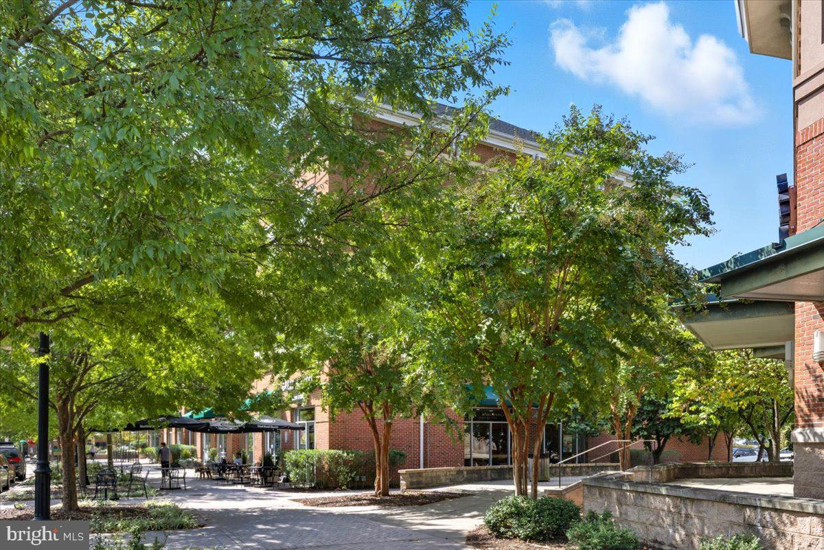 9000 LORTON STATION BLVD #2-115, LORTON, Virginia 22079, 2 Bedrooms Bedrooms, ,2 BathroomsBathrooms,Residential,For sale,9000 LORTON STATION BLVD #2-115,VAFX2270260 MLS # VAFX2270260