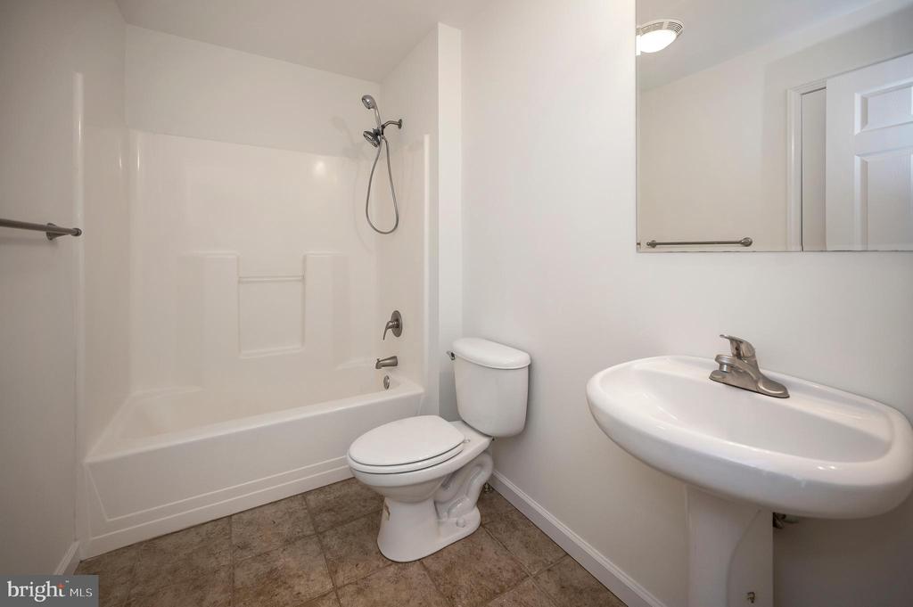 8410 SHIRLEY RD, UNIONVILLE, Virginia 22567, 4 Bedrooms Bedrooms, ,3 BathroomsBathrooms,Residential,8410 SHIRLEY RD,VASP2036602 MLS # VASP2036602