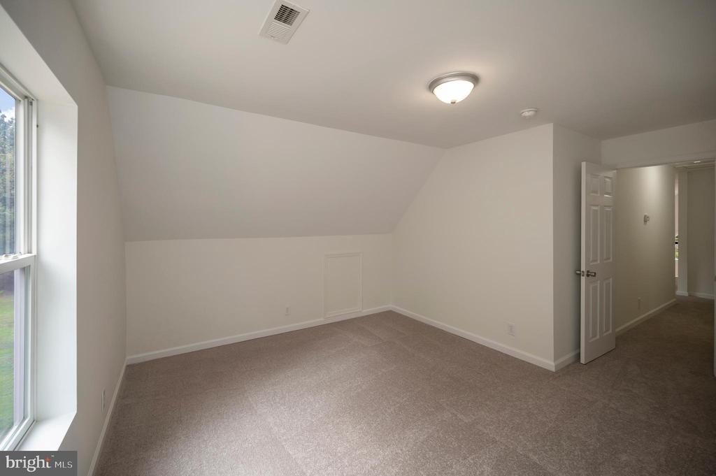 8410 SHIRLEY RD, UNIONVILLE, Virginia 22567, 4 Bedrooms Bedrooms, ,3 BathroomsBathrooms,Residential,8410 SHIRLEY RD,VASP2036602 MLS # VASP2036602