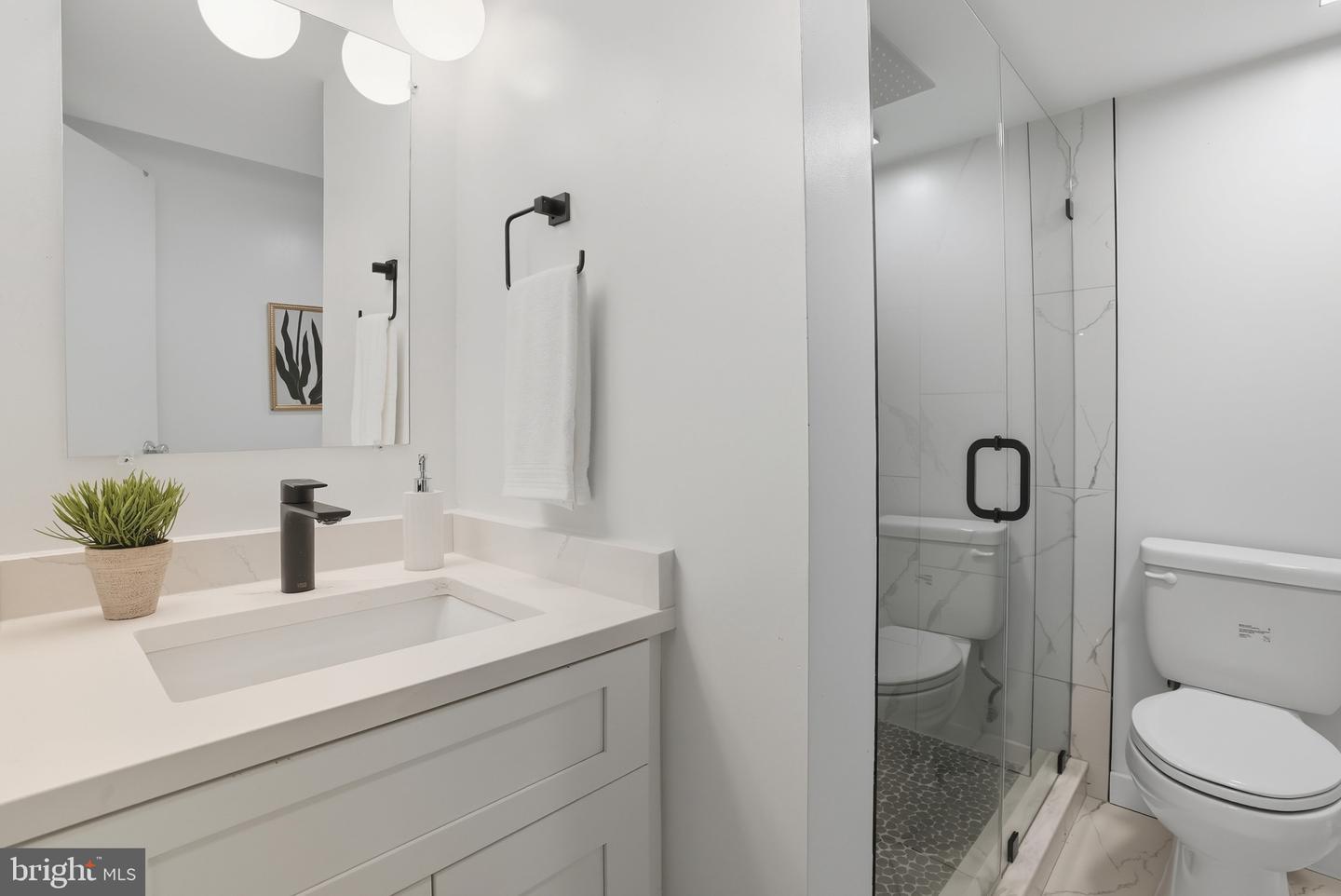 4501 ARLINGTON BLVD #126, ARLINGTON, Virginia 22203, 1 Bedroom Bedrooms, ,1 BathroomBathrooms,Residential,For sale,4501 ARLINGTON BLVD #126,VAAR2064410 MLS # VAAR2064410
